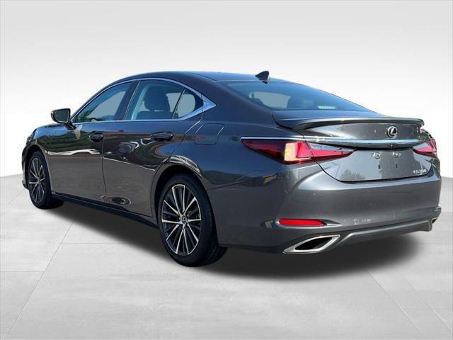 Photo of 2024 Cloudburst Gray Lexus ES 350