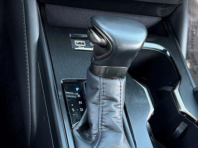 Photo of 2024 Cloudburst Gray Lexus ES 350