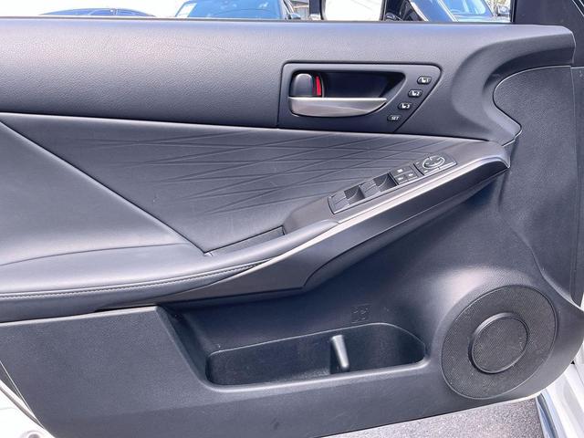 Photo of 2023 Ultra White Lexus IS 350