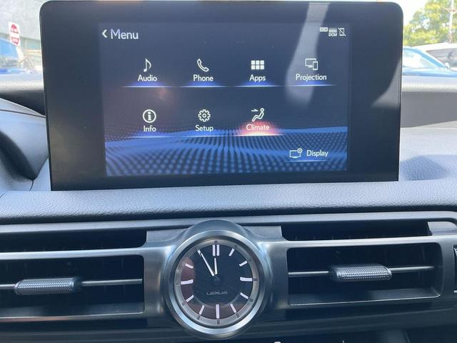 Photo of 2023 Ultra White Lexus IS 350