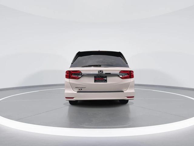 Photo of 2019 White Diamond Pearl Honda Odyssey