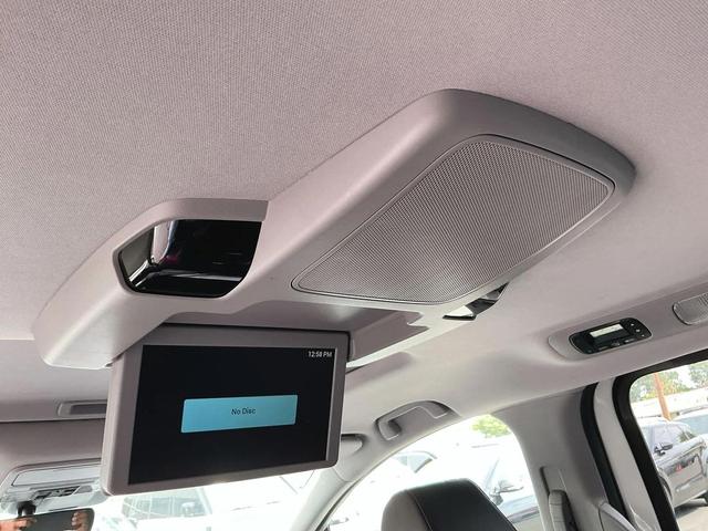 Photo of 2019 White Diamond Pearl Honda Odyssey