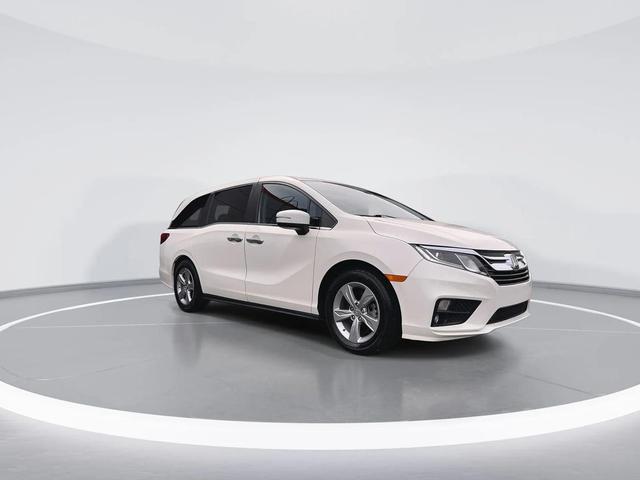 Photo of 2019 White Diamond Pearl Honda Odyssey