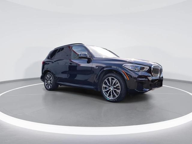 Photo of 2023 Carbon Black Metallic BMW X5 PHEV