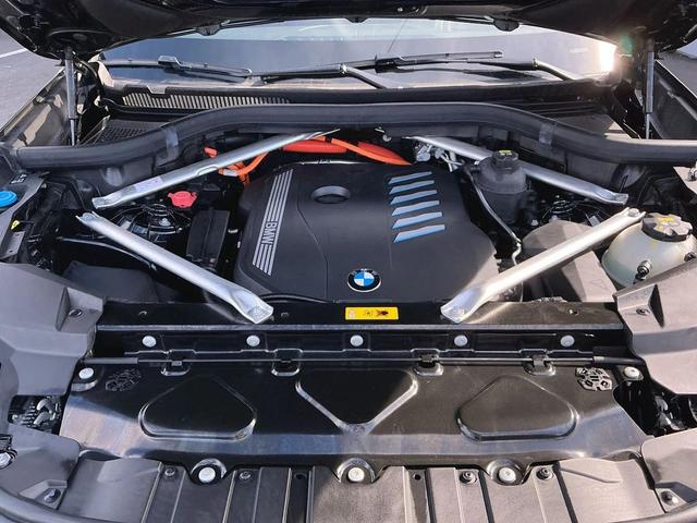 Photo of 2023 Carbon Black Metallic BMW X5 PHEV