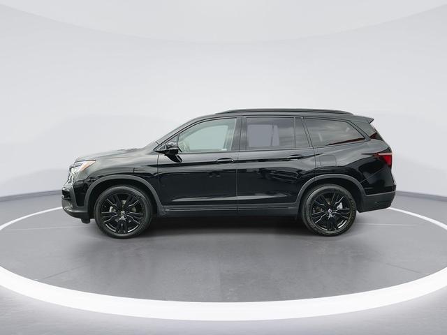 Photo of 2022 Crystal Black Pearl Honda Pilot