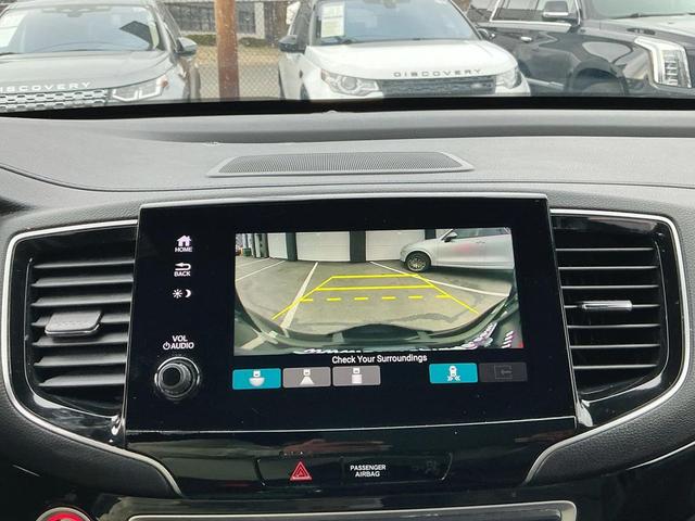Photo of 2022 Crystal Black Pearl Honda Pilot