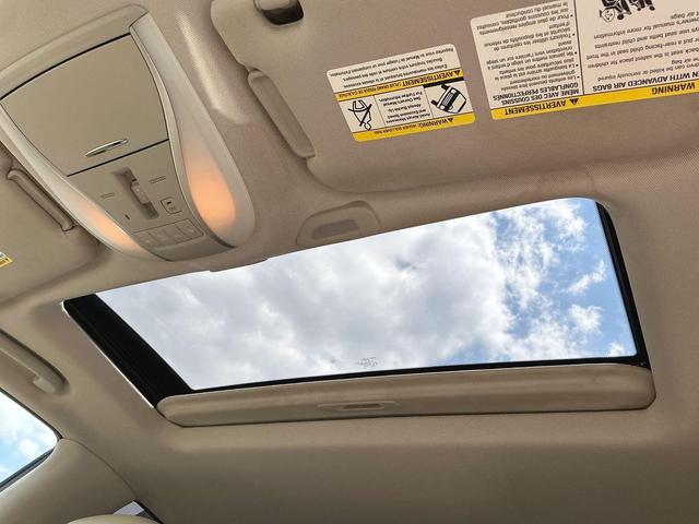 Photo of 2018 Hermosa Blue INFINITI QX60