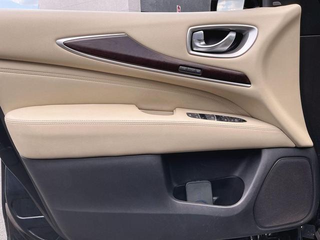 Photo of 2018 Hermosa Blue INFINITI QX60