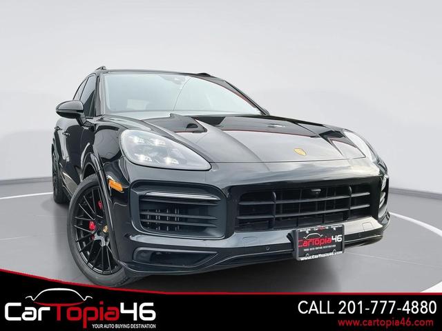 Photo of 2021 Black Porsche Cayenne