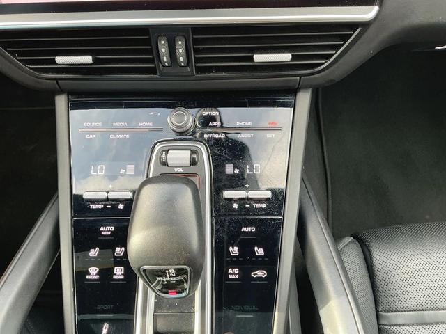 Photo of 2021 Black Porsche Cayenne