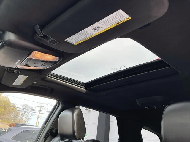 Photo of 2022 DB Black Dodge Durango