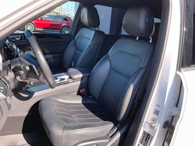 Photo of 2018 White Mercedes-Benz GLE 350
