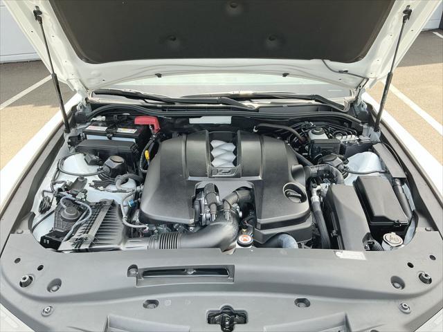 Photo of 2023 Ultra White Lexus IS 500