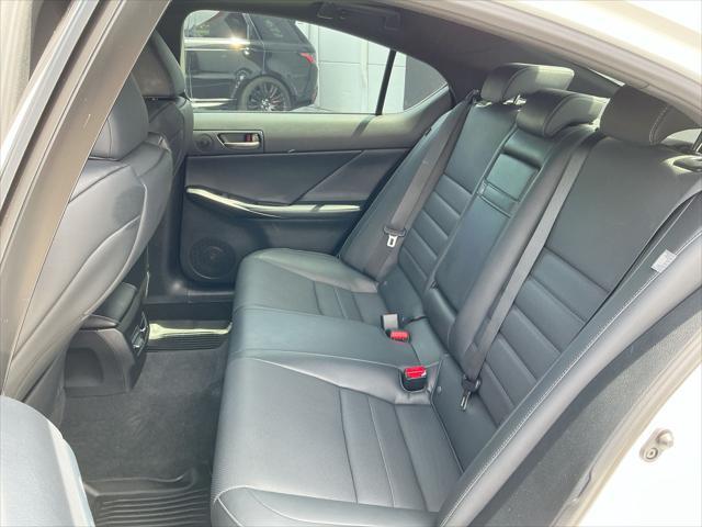 Photo of 2023 Ultra White Lexus IS 500