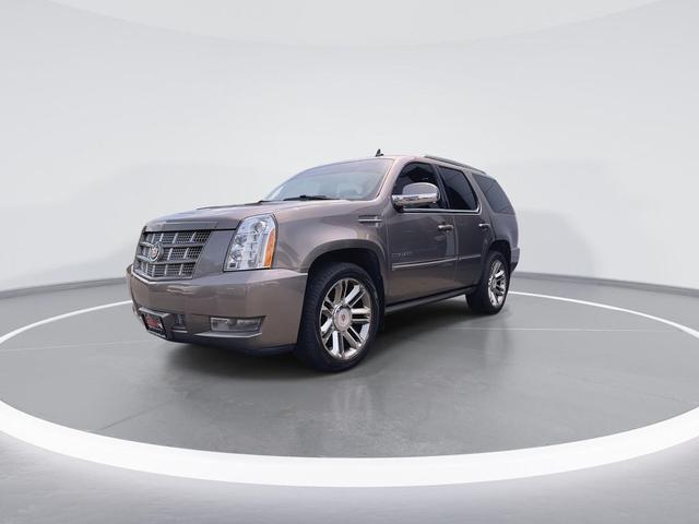 Photo of 2014 Mocha Steel Metallic Cadillac Escalade