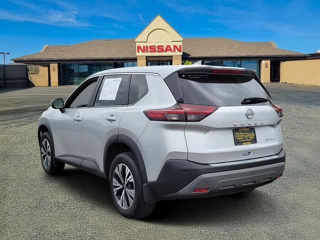 Photo of 2022 Brilliant Silver Metallic Nissan Rogue