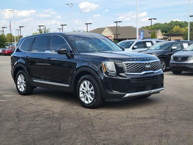 Photo of 2021 Ebony Black Kia Telluride