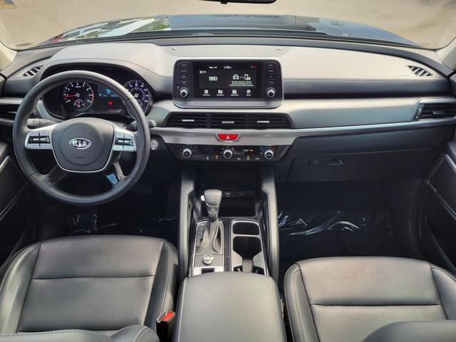 Photo of 2021 Ebony Black Kia Telluride