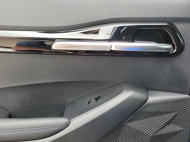 Photo of 2023 Neptune Blue Kia Seltos