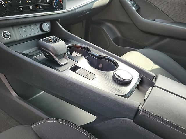 Photo of 2023 Gun Metallic Nissan Rogue