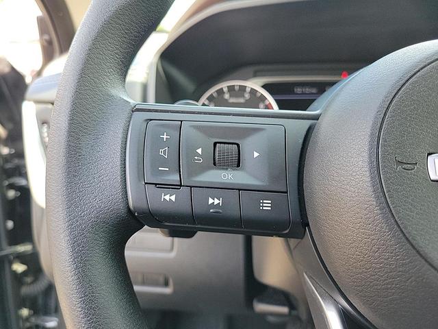 Photo of 2023 Gun Metallic Nissan Rogue