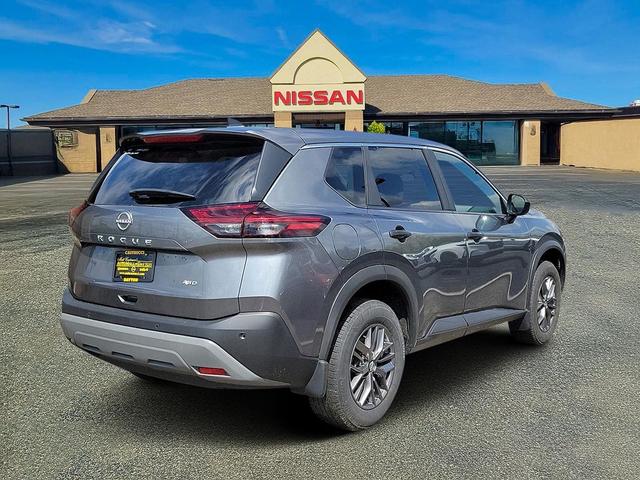 Photo of 2023 Gun Metallic Nissan Rogue