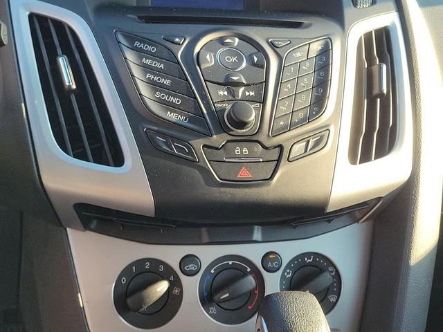 Photo of 2014 Ingot Silver Metallic Ford Focus