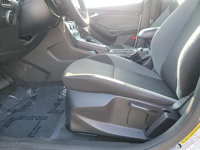 Photo of 2014 Ingot Silver Metallic Ford Focus
