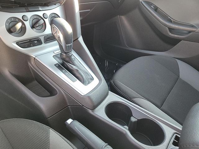 Photo of 2014 Ingot Silver Metallic Ford Focus