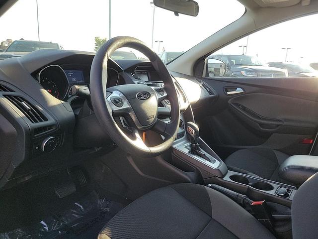 Photo of 2014 Ingot Silver Metallic Ford Focus
