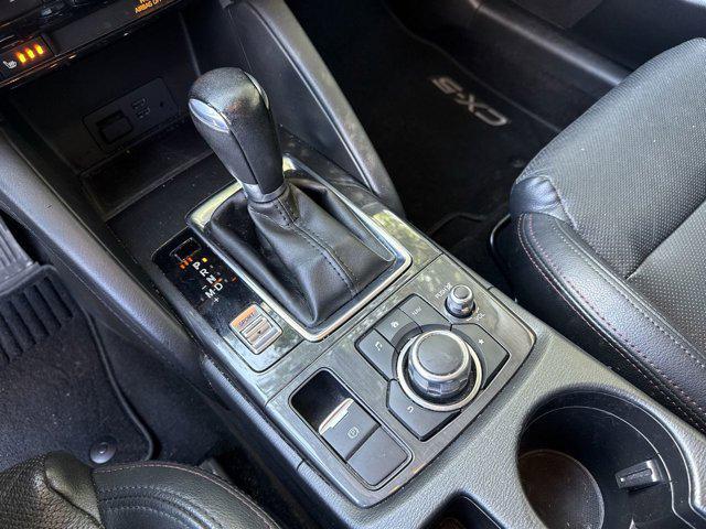 Photo of 2016 Crystal White Pearl Mica Mazda CX-5