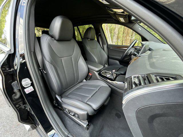 Photo of 2024 Jet Black BMW X3