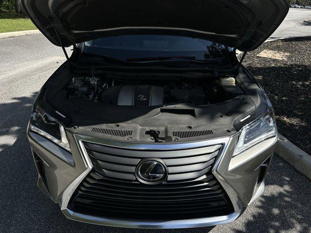 Photo of 2017 Silver Lexus RX 350
