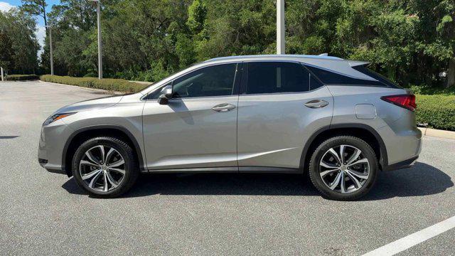 Photo of 2017 Silver Lexus RX 350