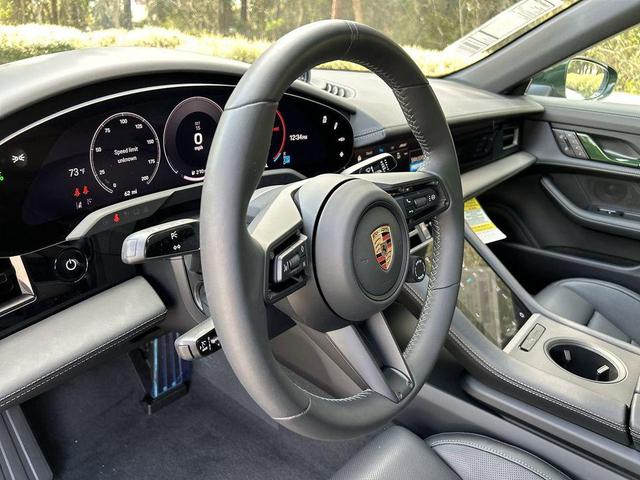 Photo of 2025 Oak Porsche Taycan