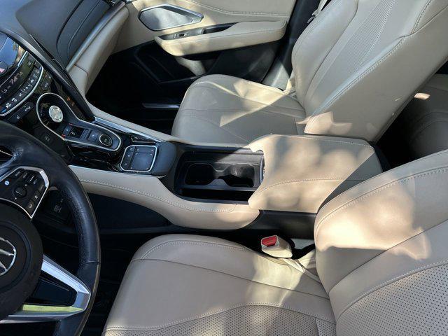 Photo of 2021 Platinum White Pearl Acura RDX