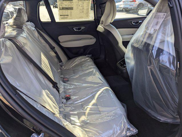 Photo of 2025 Onyx Black Metallic Volvo V60 Cross Country