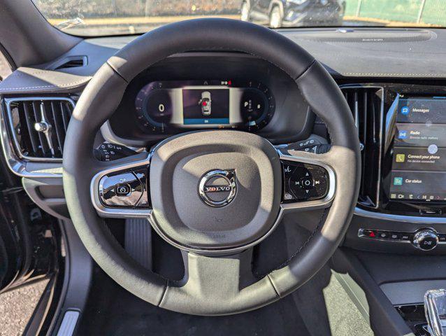 Photo of 2025 Onyx Black Metallic Volvo V60 Cross Country