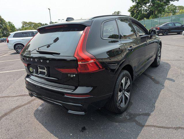 Photo of 2025 Onyx Black Volvo XC60 Plug-In Hybrid