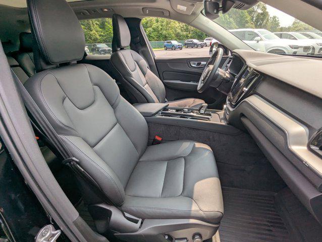 Photo of 2025 Onyx Black Volvo XC60 Plug-In Hybrid