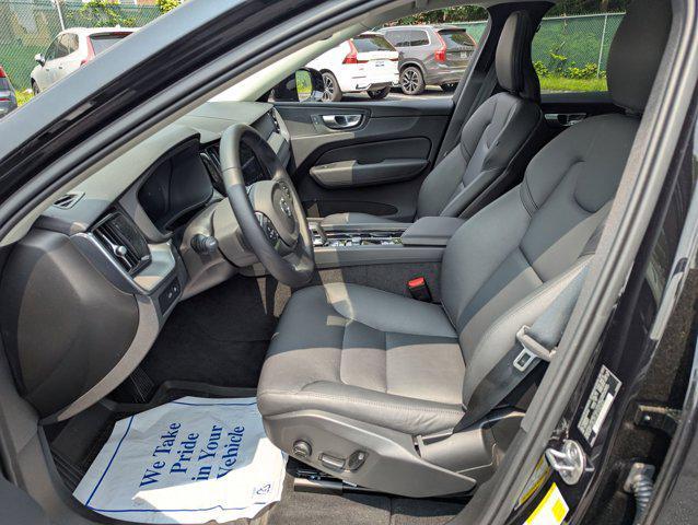 Photo of 2025 Onyx Black Volvo XC60 Plug-In Hybrid
