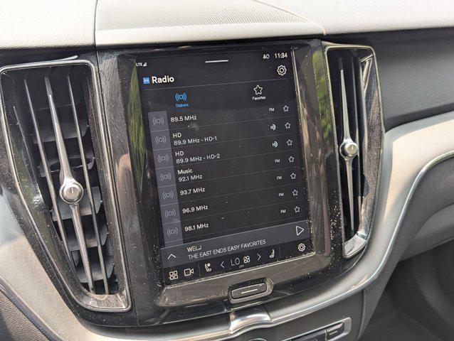 Photo of 2025 Onyx Black Volvo XC60 Plug-In Hybrid