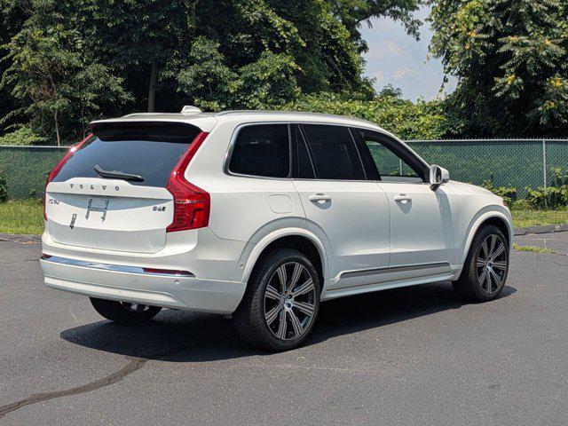 Photo of 2025 Crystal White Metallic Volvo XC90