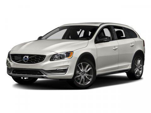 2018 Volvo V60 Cross Country