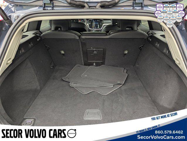 Photo of 2022 Denim Blue Metallic Volvo V60 Cross Country