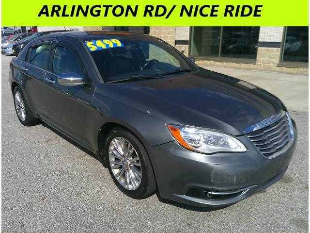 2013 Chrysler 200