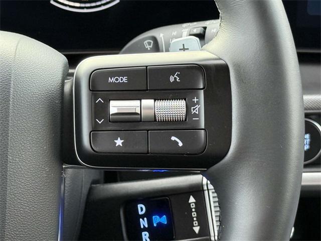 Photo of 2024 Shimmering Silver Hyundai SANTA FE
