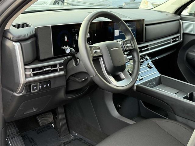 Photo of 2024 Shimmering Silver Hyundai SANTA FE