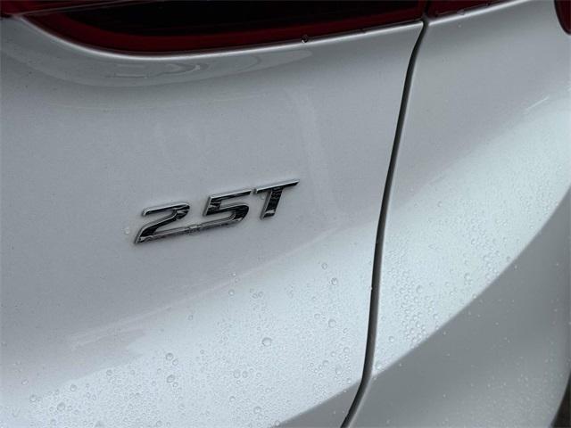 Photo of 2022 Quartz White Hyundai SANTA FE